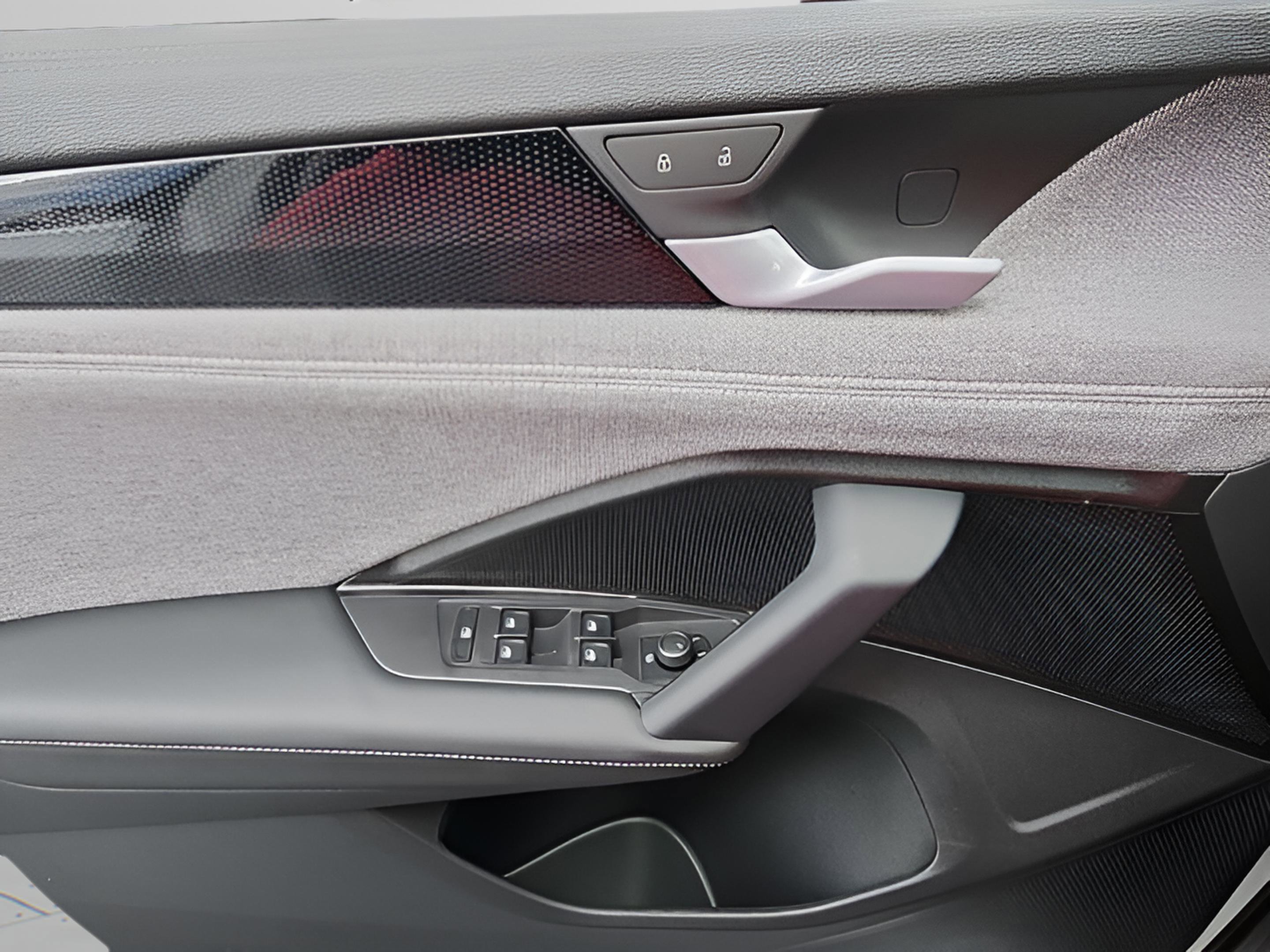 New 2026 Volkswagen Tiguan S image 21