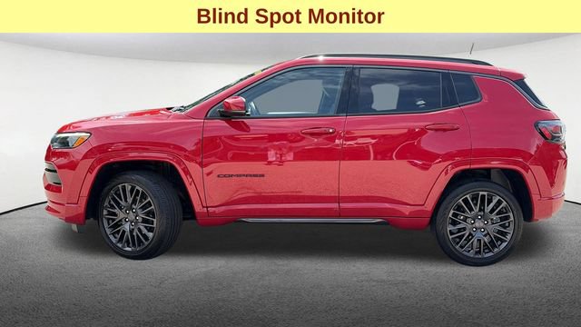 Used 2022 Jeep Compass Limited w/ (RED) Package AWD/4WD image 6