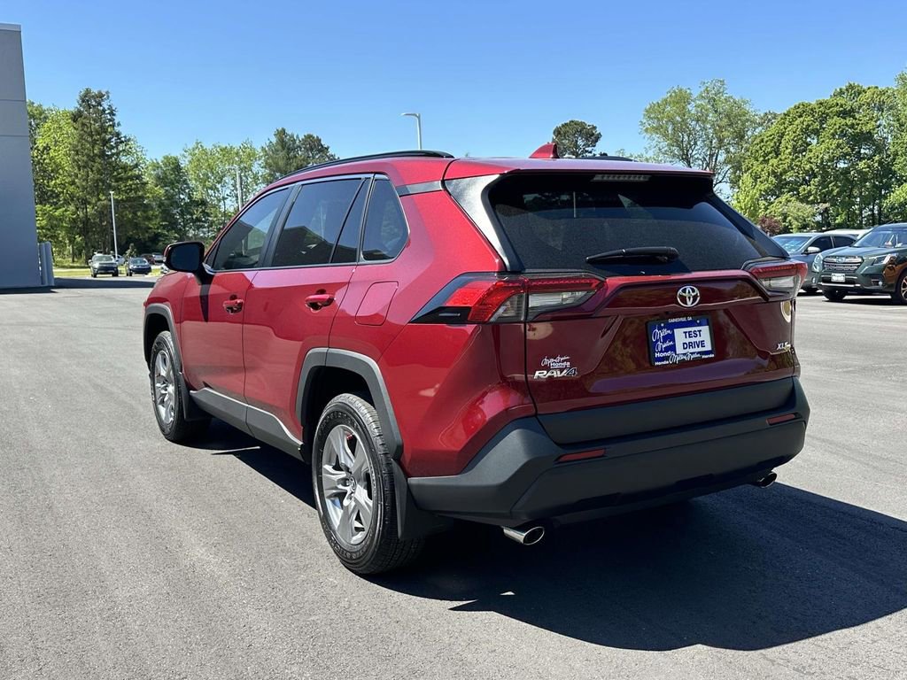 Used 2025 Toyota RAV4 XLE w/ Convenience Package image 25