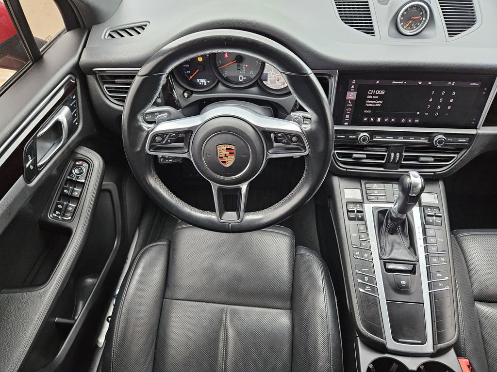 Used 2020 Porsche Macan S image 30