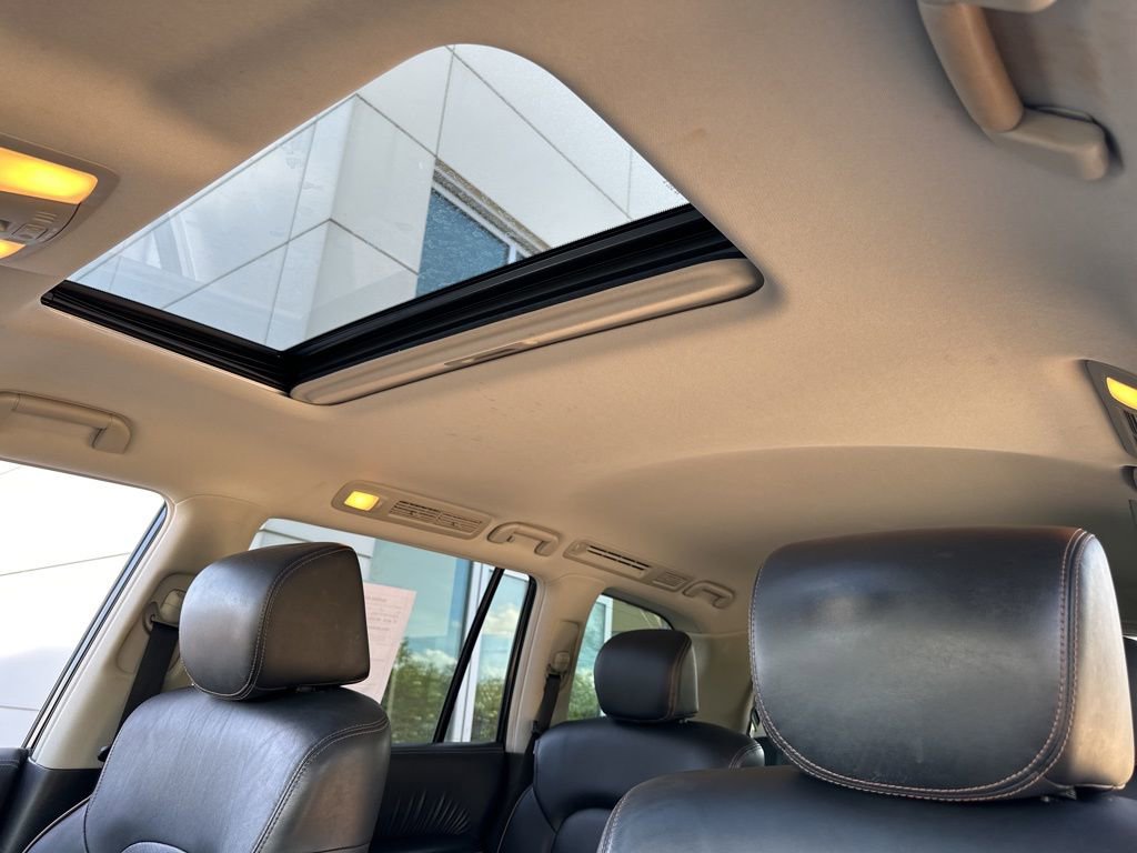 Used 2017 Nissan Armada Platinum w/ Captain Seat Package AWD/4WD image 8