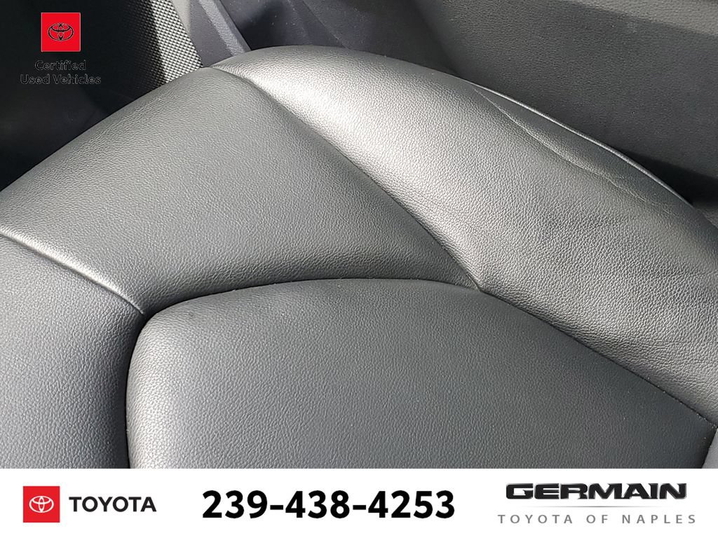 Certified 2020 Toyota Highlander XLE FWD image 29
