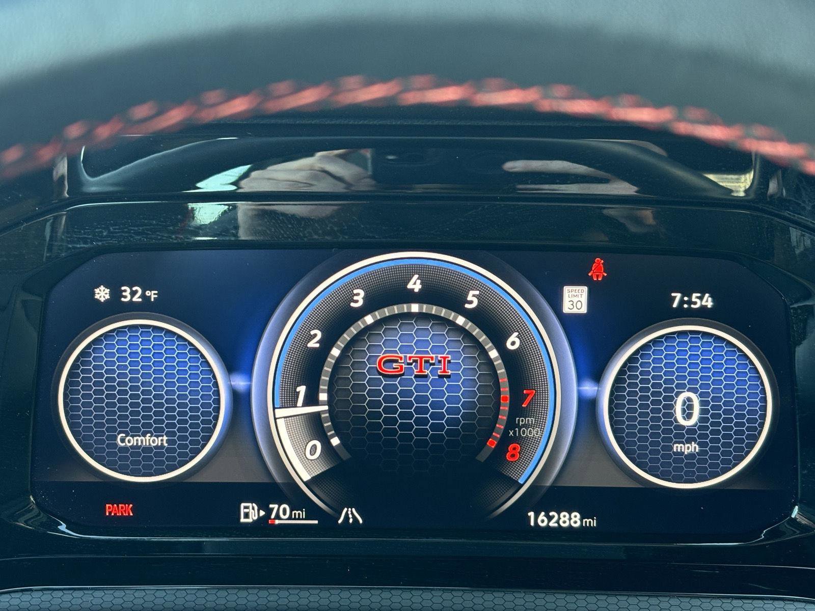 Used 2024 Volkswagen GTI Autobahn image 40