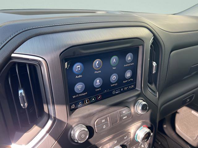 Used 2022 GMC Sierra 3500 Denali image 15