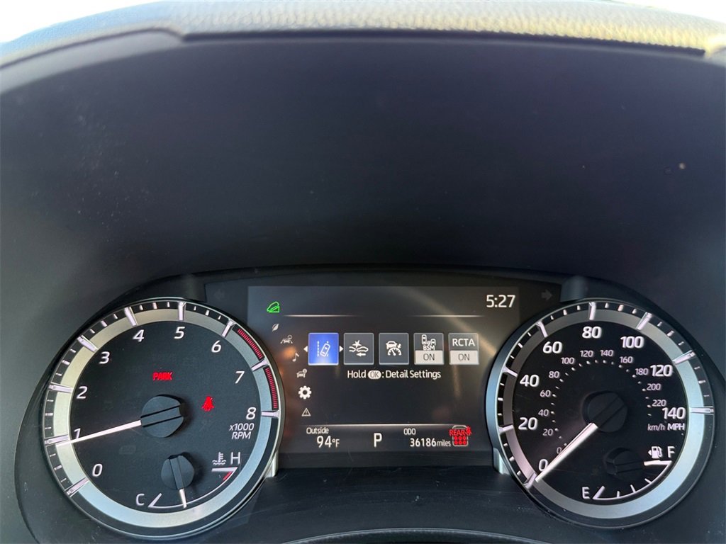 Used 2024 Toyota Highlander LE image 13