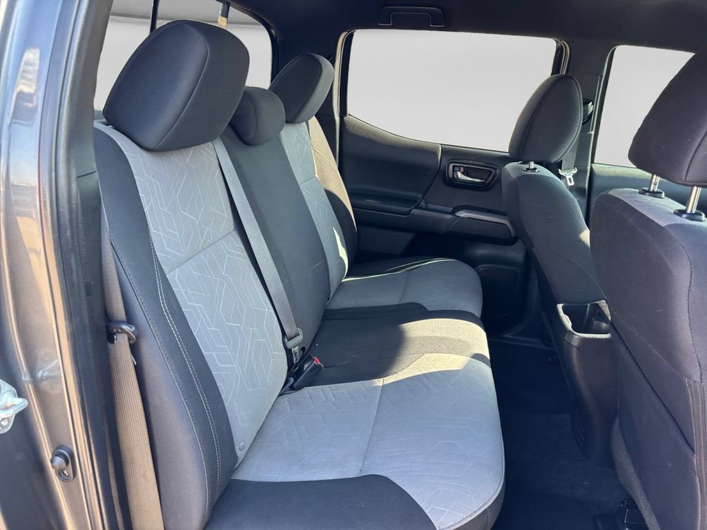 Used 2023 Toyota Tacoma TRD Sport w/ Technology Package RWD image 30