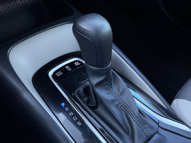 Used 2025 Toyota Corolla LE FWD image 19