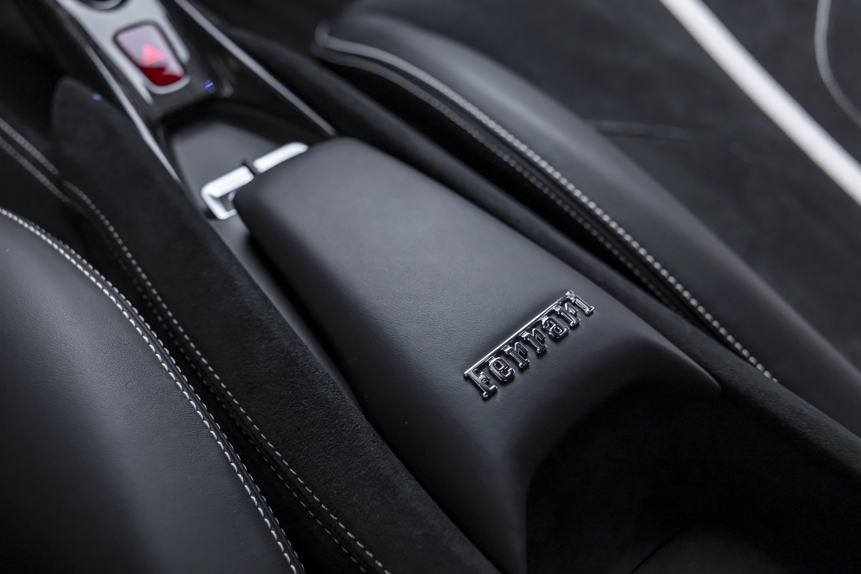 Certified 2022 Ferrari F8 Tributo RWD image 63