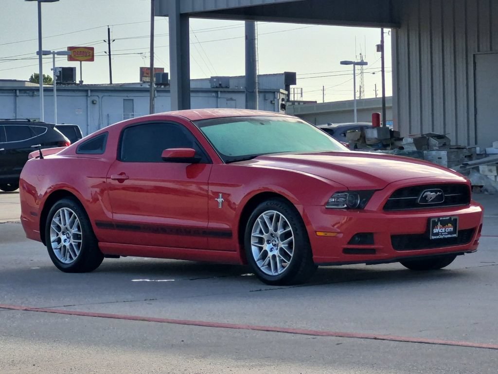 Used 2014 Ford Mustang Premium w/ Equipment Group 202A RWD image 8