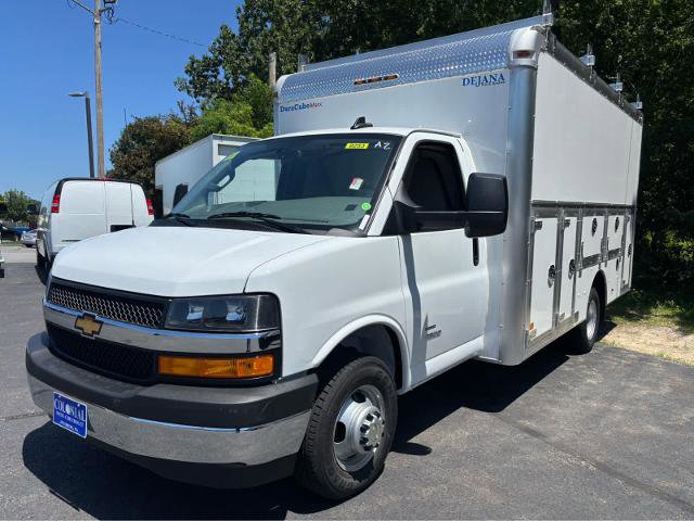 New 2025 Chevrolet Express 4500 w/ Power Convenience Package image 1