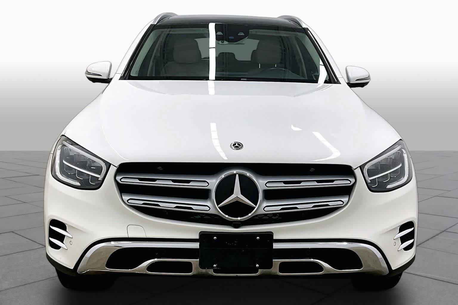 Used 2020 Mercedes-Benz GLC 300 image 4