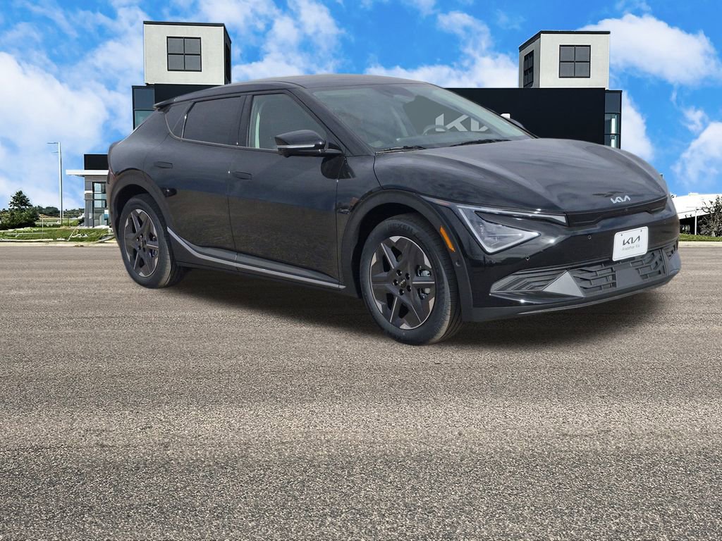 New 2025 Kia EV6 Light w/ Light LR Technology Package image 2