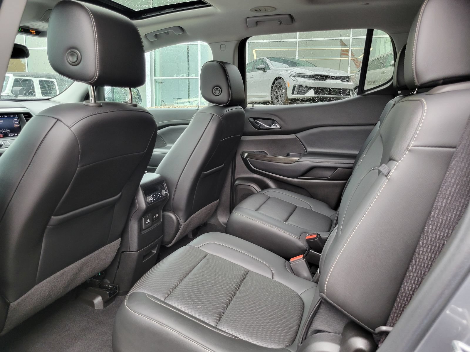 Used 2021 GMC Acadia SLT w/ Preferred Package AWD/4WD image 27