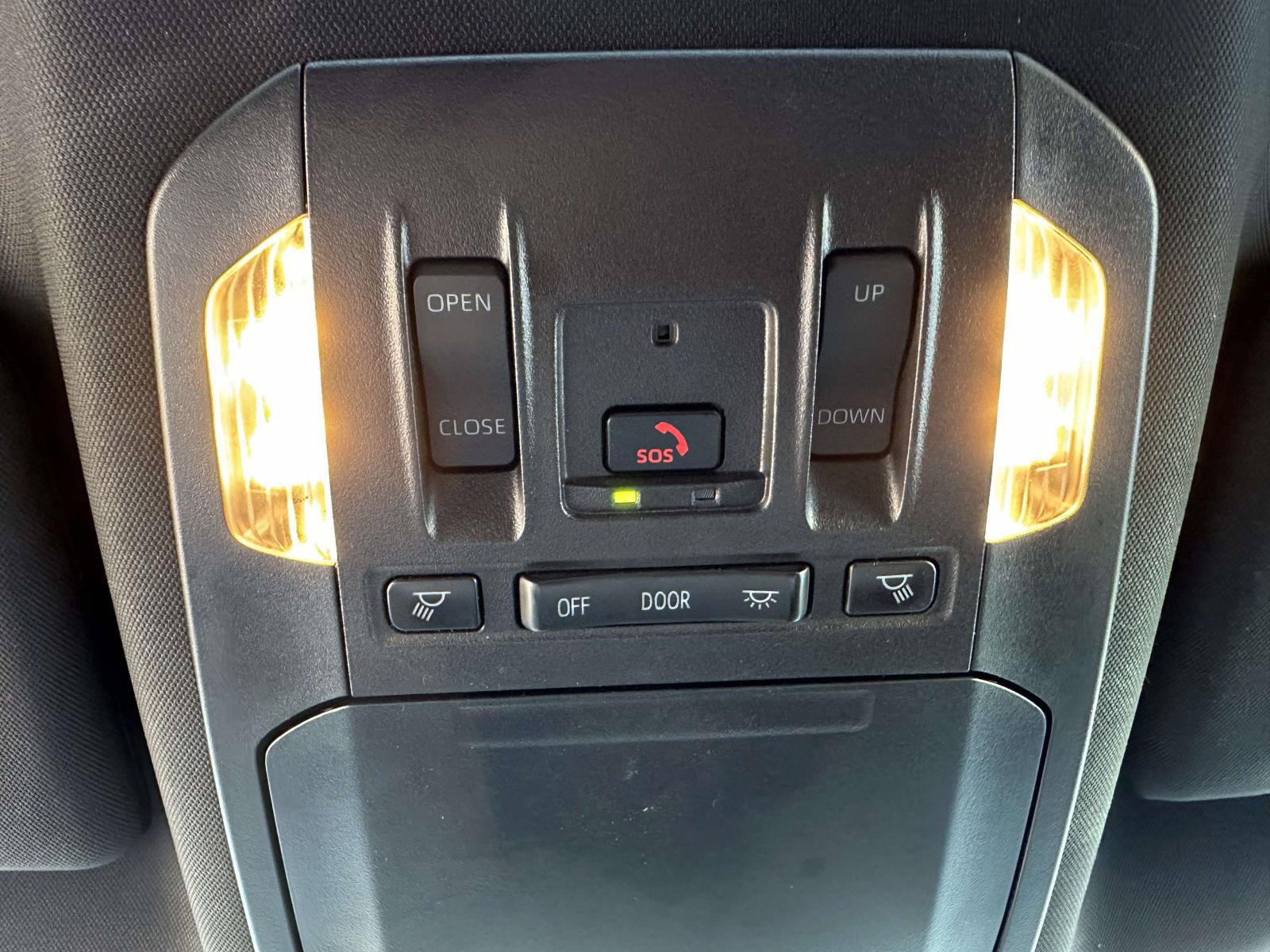 Used 2024 Toyota Highlander XSE AWD/4WD image 34