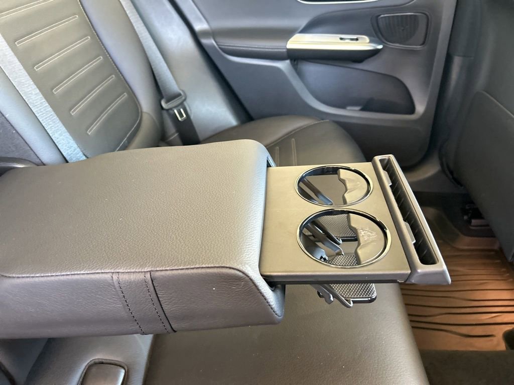 Used 2024 Mercedes-Benz GLC 43 AMG 4MATIC image 35