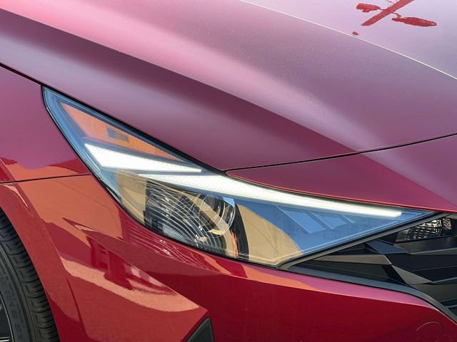 Certified 2023 Hyundai Elantra SEL FWD image 9