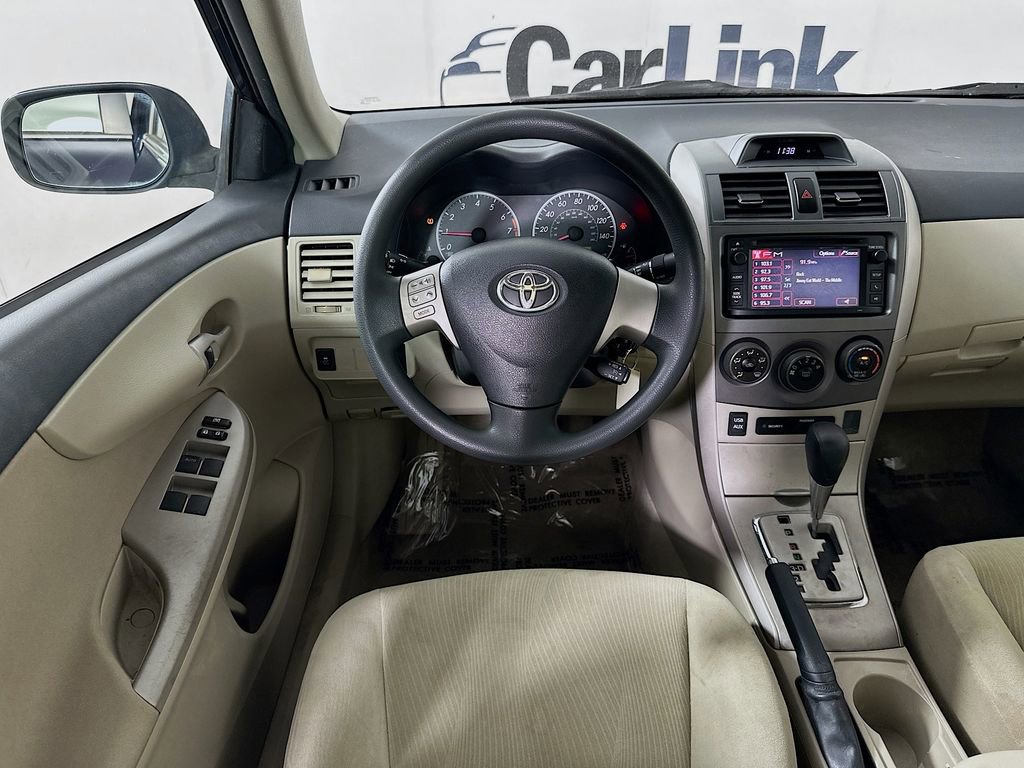 Used 2013 Toyota Corolla LE FWD image 23