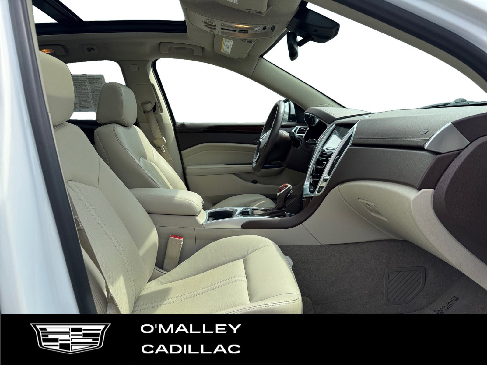 Used 2016 Cadillac SRX Luxury w/ Driver Awareness Package image 14