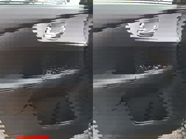 Used 2024 Kia Forte LXS image 25