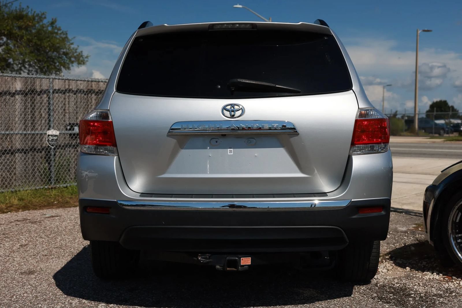 Used 2013 Toyota Highlander Limited AWD/4WD image 4