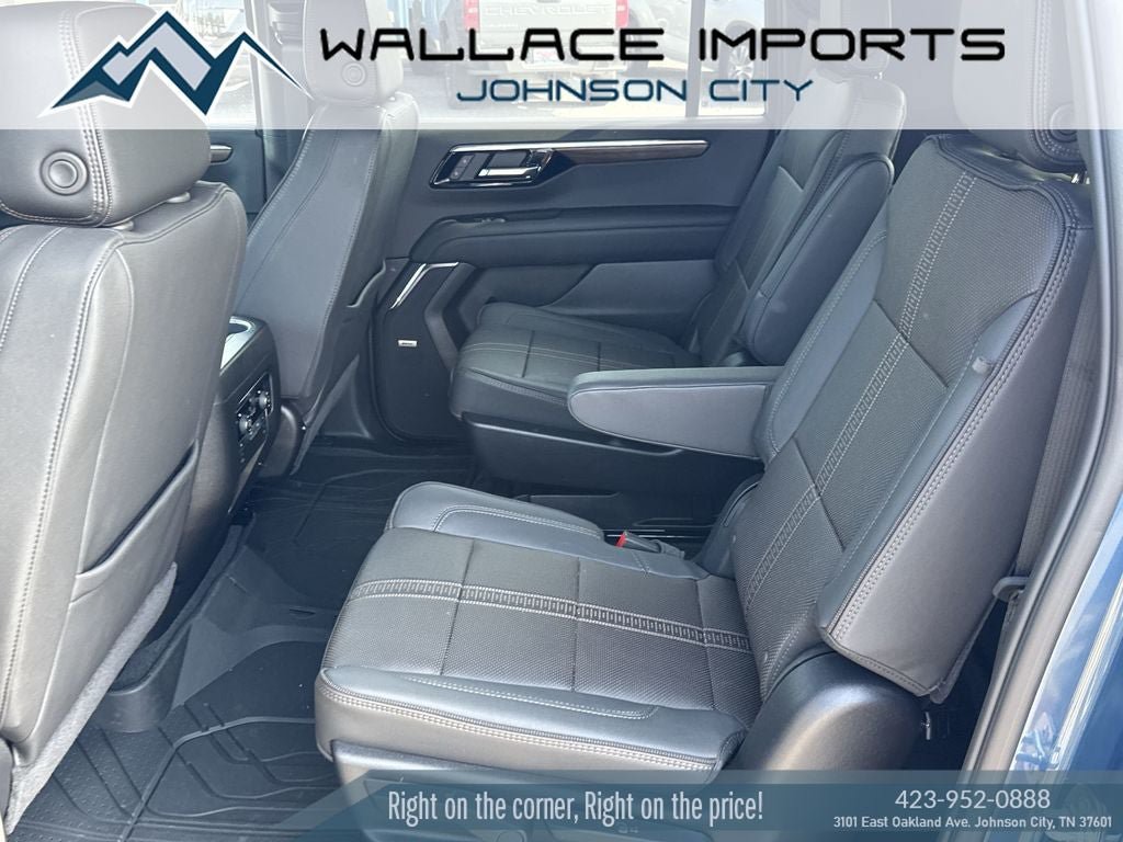 Used 2025 Chevrolet Suburban High Country w/ Sun And Tow Package AWD/4WD image 37