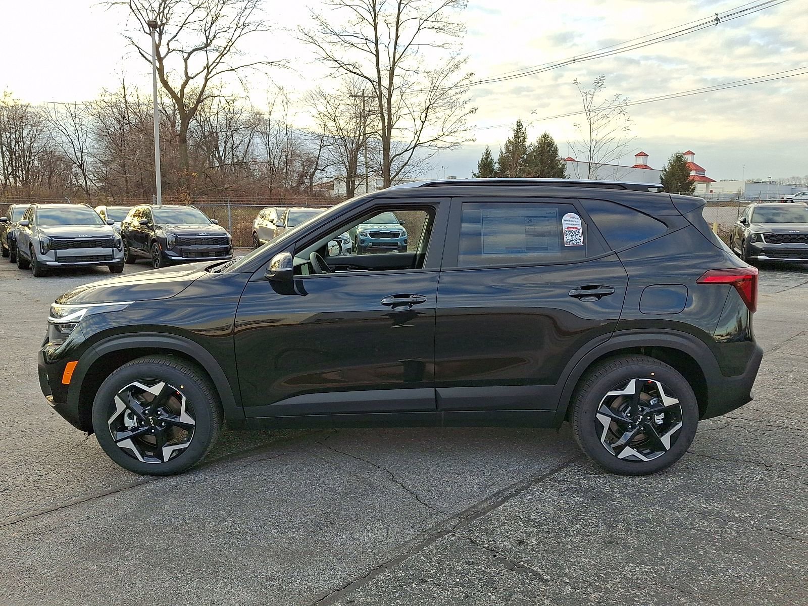 New 2026 Kia Seltos S AWD/4WD image 5