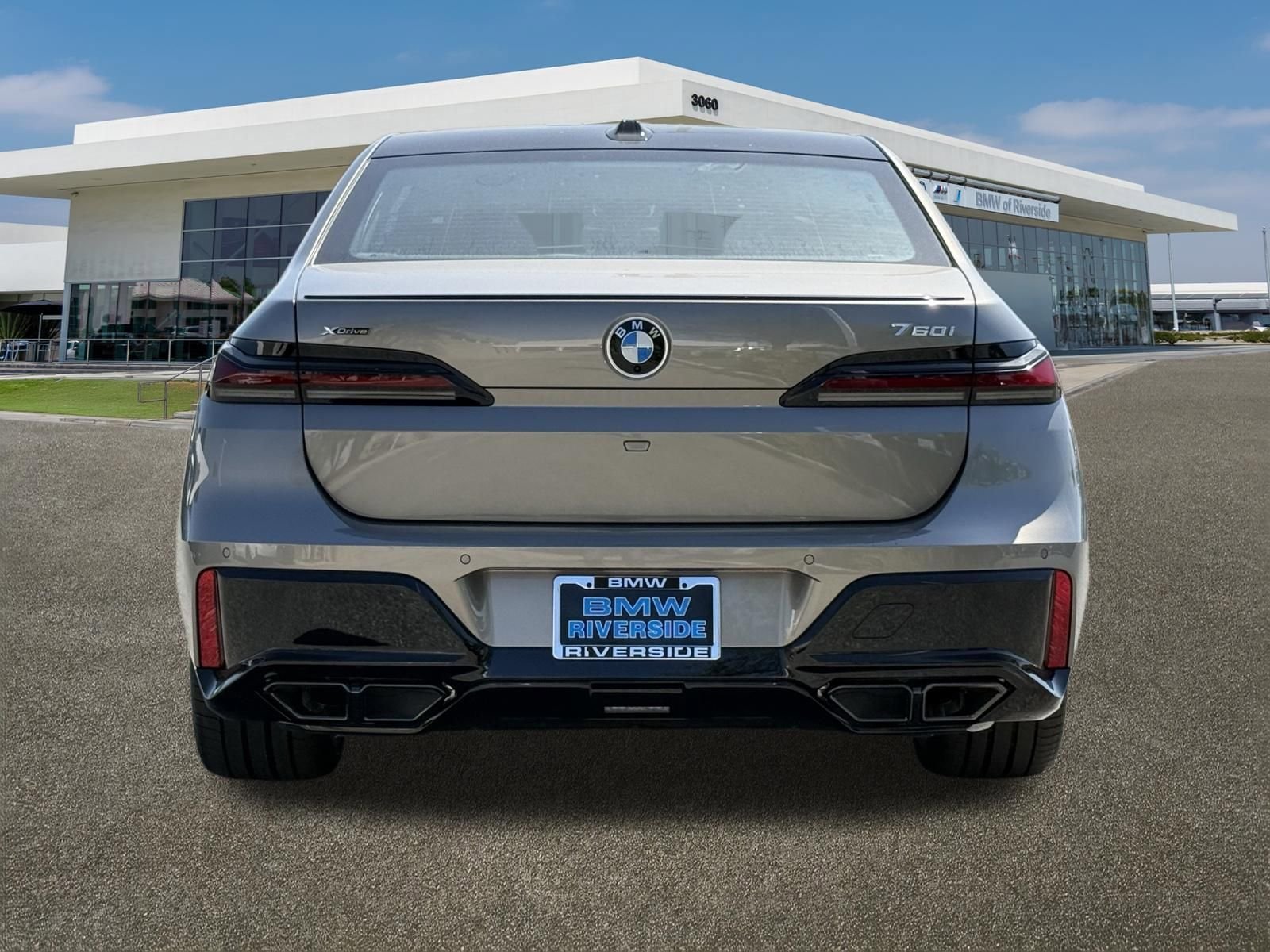 New 2026 BMW 760i xDrive AWD/4WD image 9