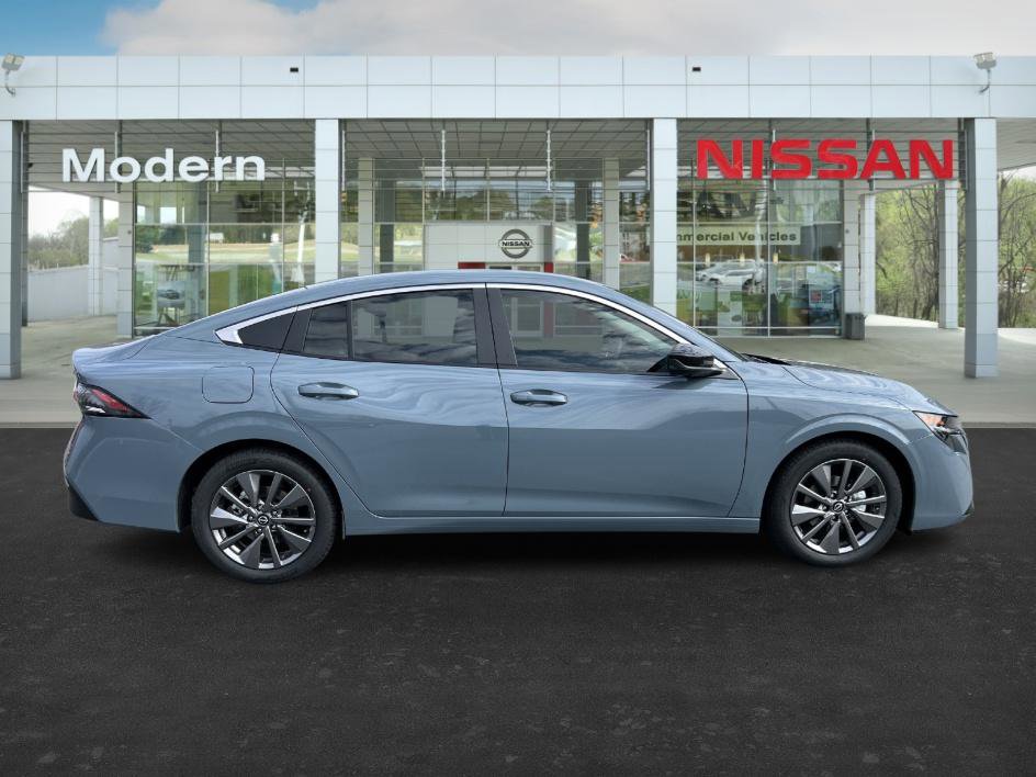 New 2026 Nissan Sentra SL w/ Floor Mat Package image 6