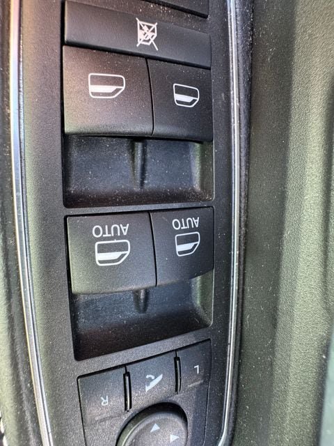 Used 2024 RAM 2500 Big Horn w/ Sport Appearance Package AWD/4WD image 32