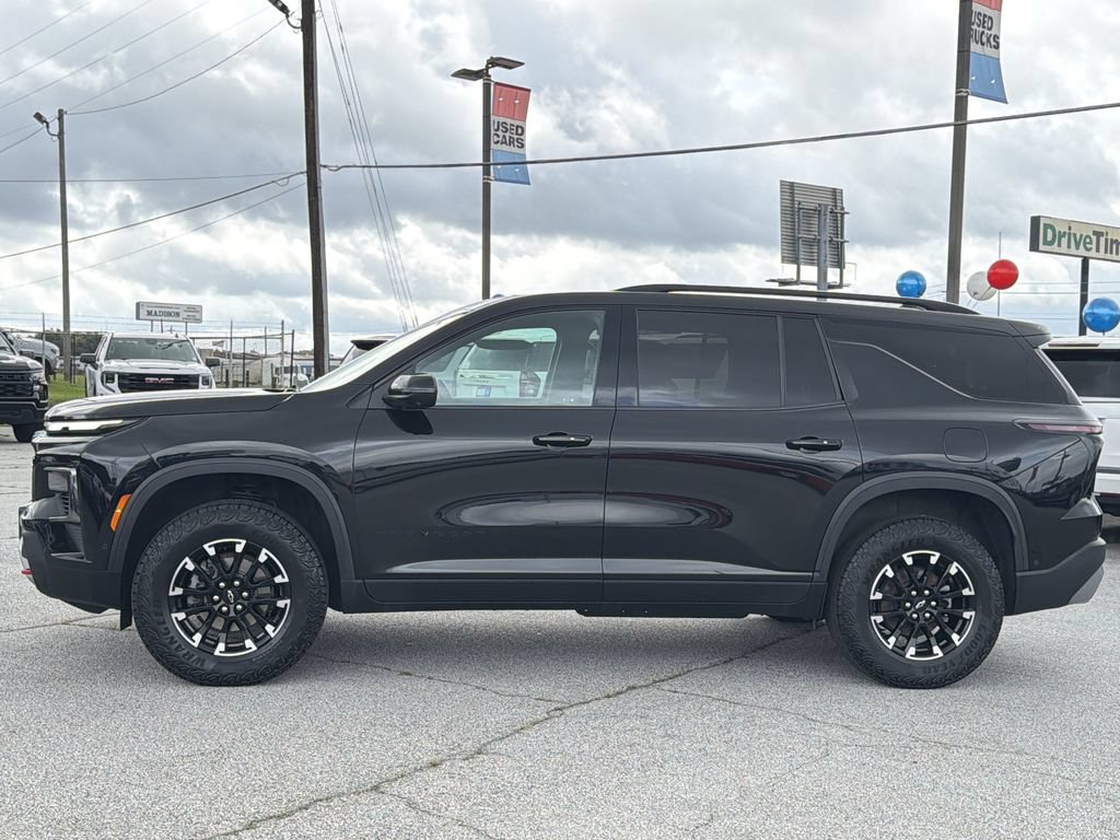 Used 2024 Chevrolet Traverse Z71 w/ Enhanced Driving Package AWD/4WD image 2