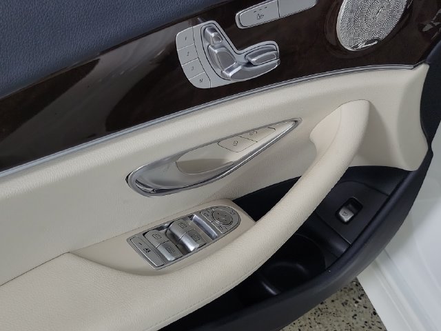Used 2023 Mercedes-Benz E 350 4MATIC Sedan image 23