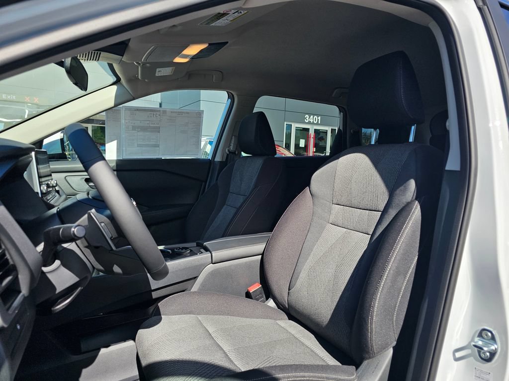 New 2026 Nissan Rogue SV AWD/4WD image 17