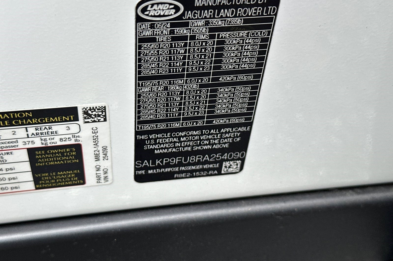 Used 2024 Land Rover Range Rover SE image 38