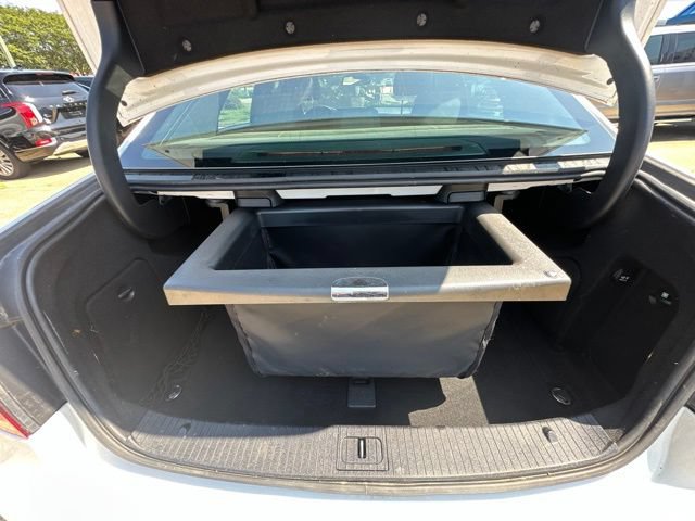 Used 2016 Mercedes-Benz E 350 4MATIC Sedan w/ Premium Package image 28