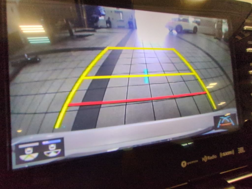Used 2020 Toyota Avalon TRD FWD image 10