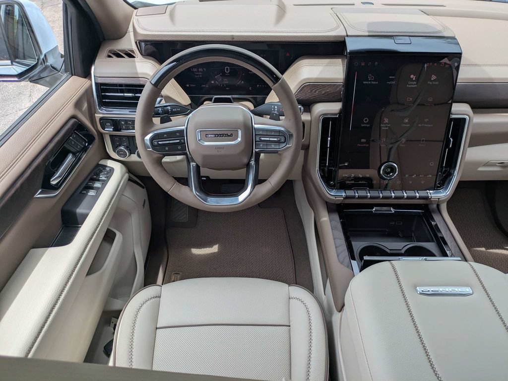 New 2026 GMC Yukon Denali w/ Denali Reserve Package AWD/4WD image 17