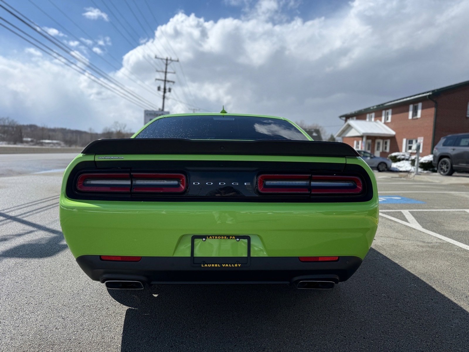 Used 2023 Dodge Challenger R/T RWD image 5