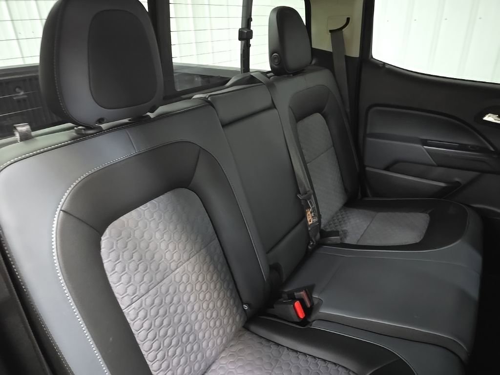 Used 2022 Chevrolet Colorado Z71 image 16