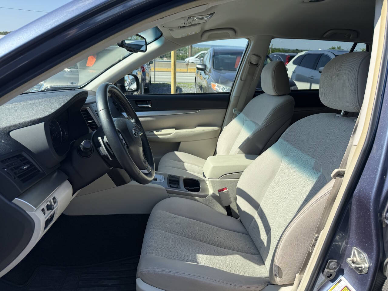 Used 2014 Subaru Outback 2.5i Premium w/ Popular Package #3 AWD/4WD image 12