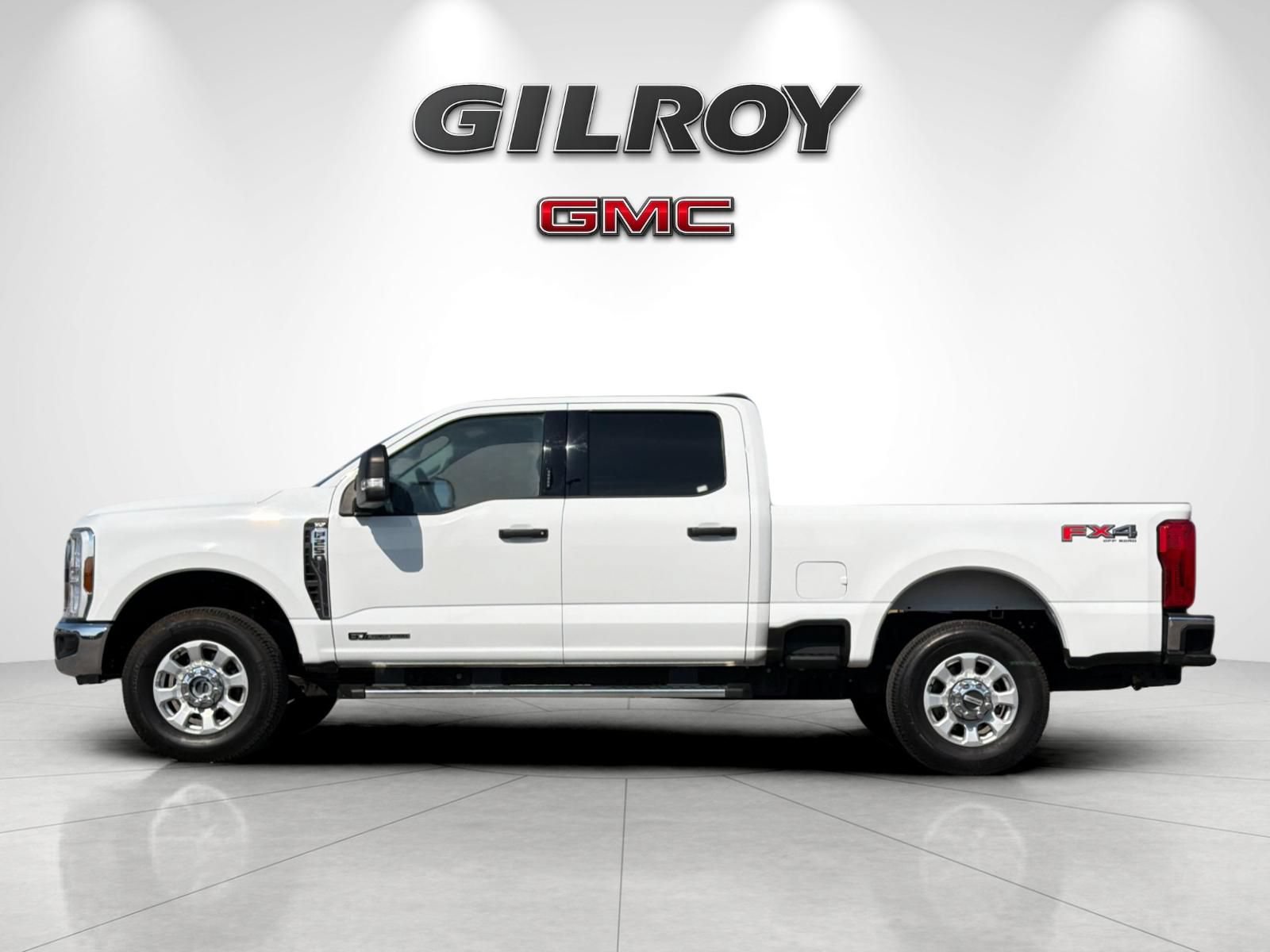 Used 2024 Ford F250 XLT AWD/4WD image 6