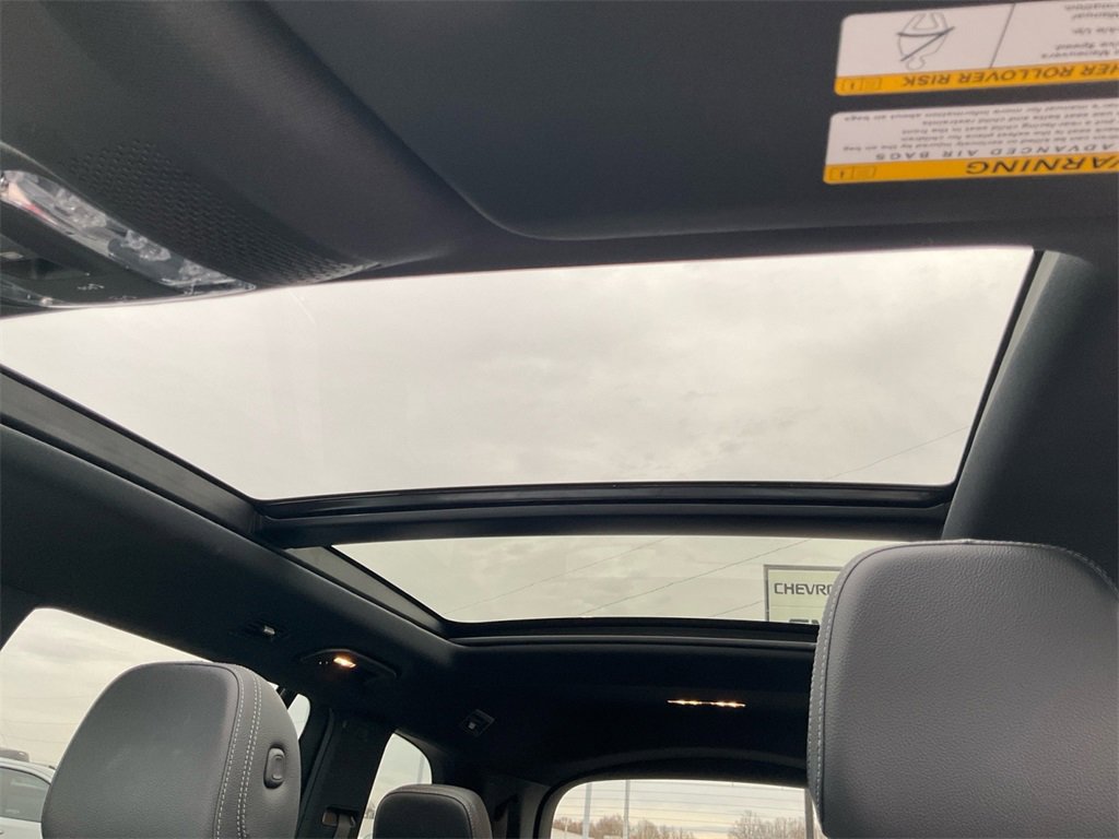 Used 2025 Mercedes-Benz GLS 450 4MATIC image 18