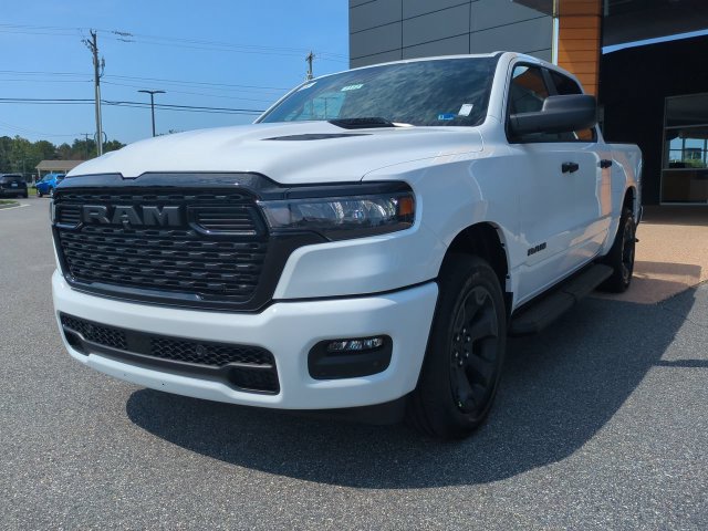 New 2027 RAM 1500 Express AWD/4WD image 8