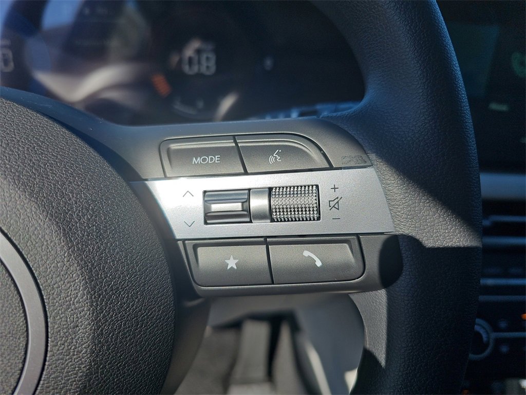 New 2026 Hyundai Tucson SE image 17