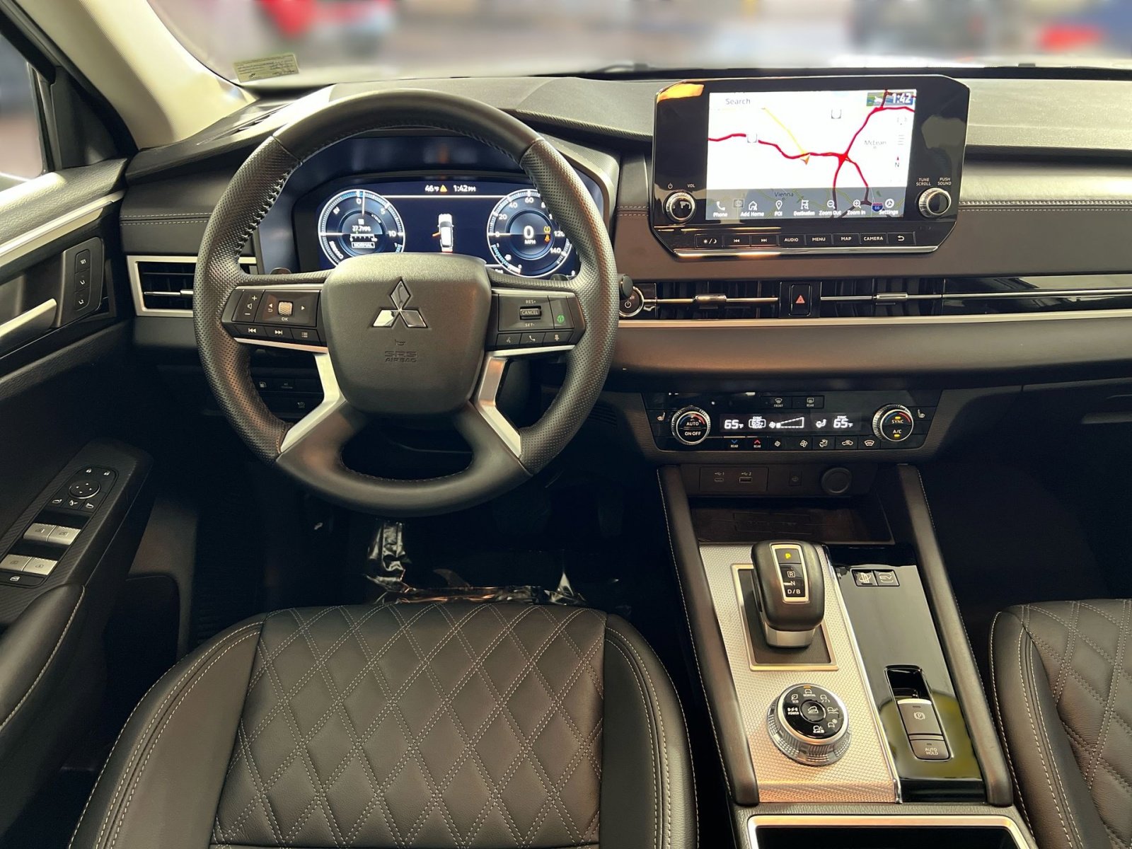 Used 2024 Mitsubishi Outlander SEL image 23