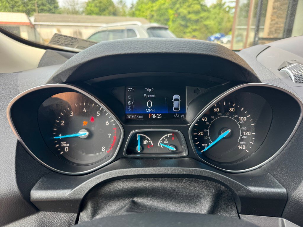 Used 2018 Ford Escape SE w/ SE Sync 3 Package image 11