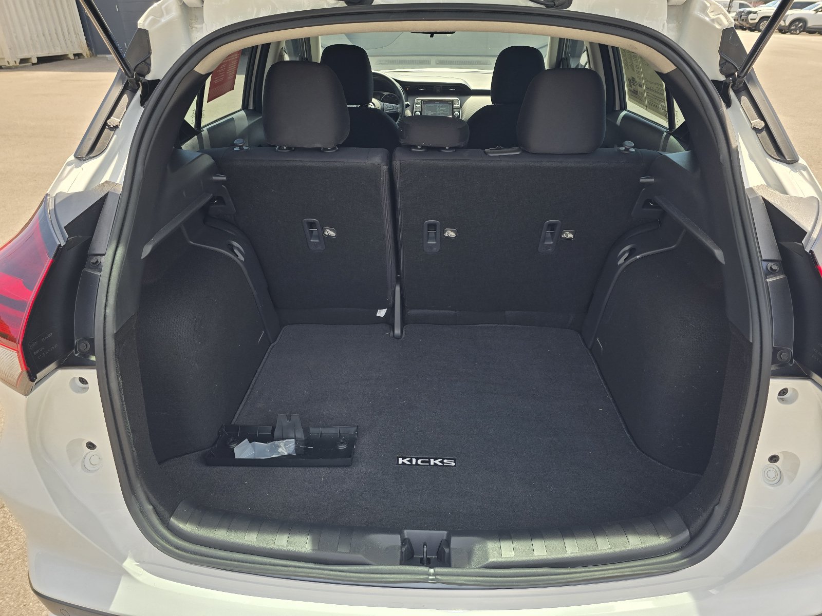 Certified 2025 Nissan Kicks Play S FWD image 26