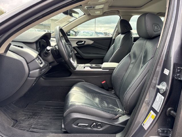Used 2023 Acura TLX w/ Technology Package FWD image 17