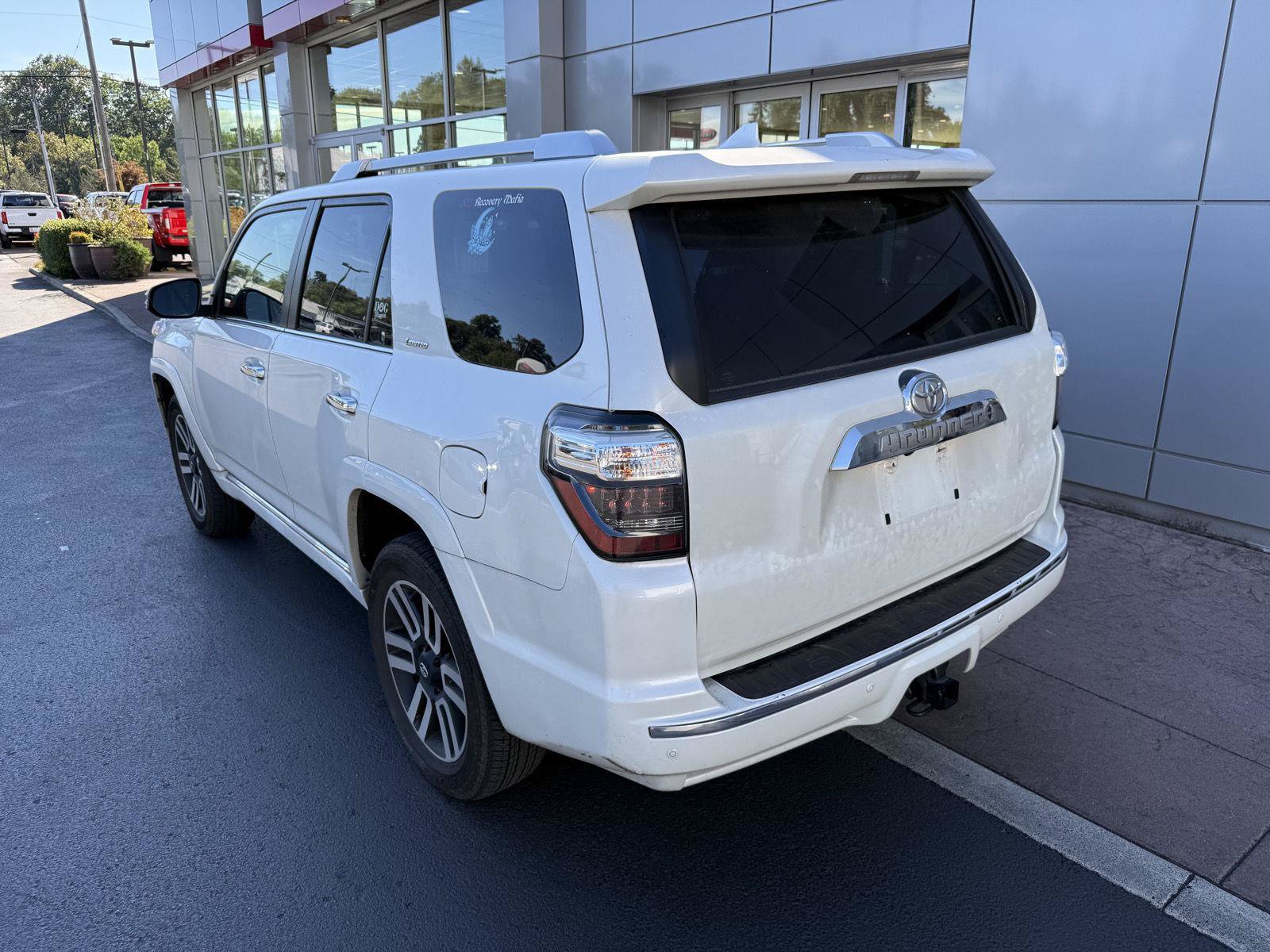 Used 2023 Toyota 4Runner Limited AWD/4WD image 3