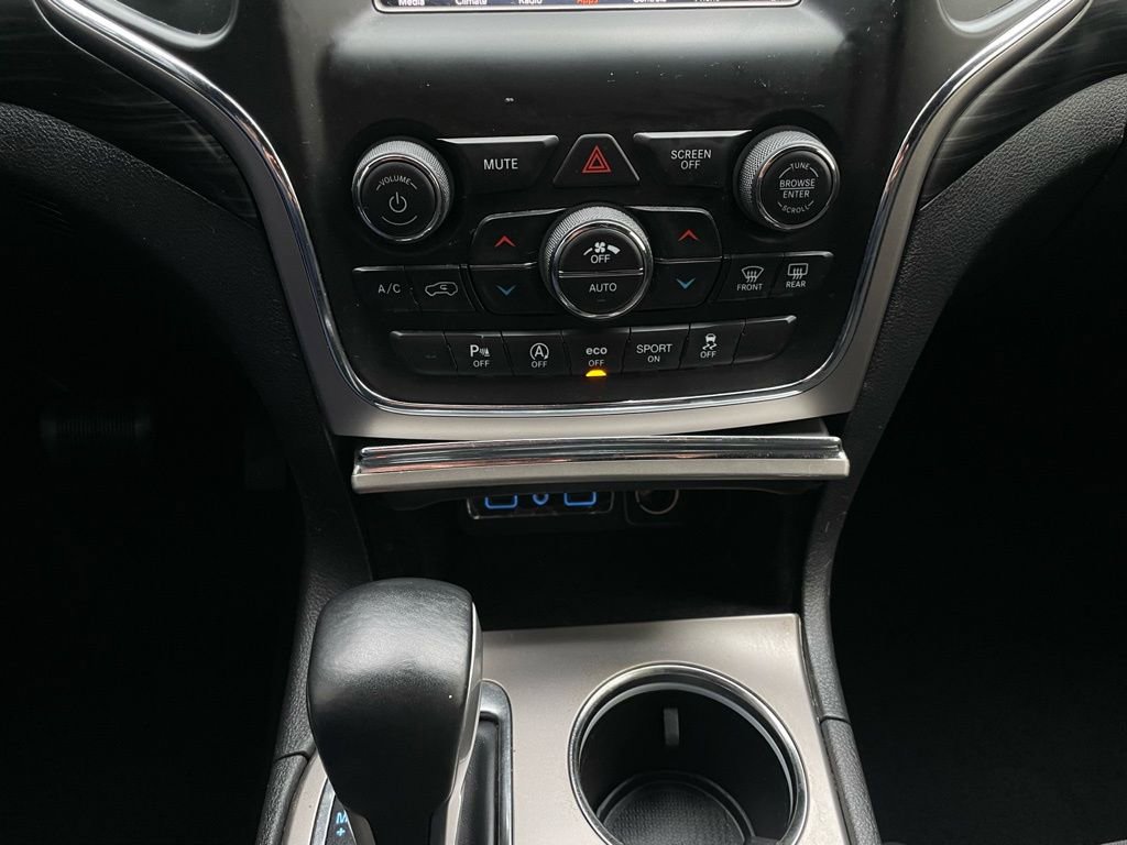 Used 2021 Jeep Grand Cherokee Laredo image 18