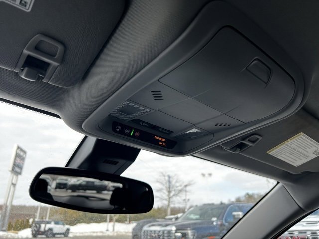 Used 2022 GMC Terrain SLE w/ Driver Convenience Package image 23